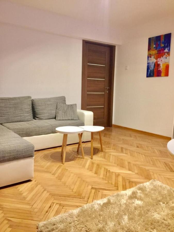 Old Town English Park Residence Craiova Exterior foto